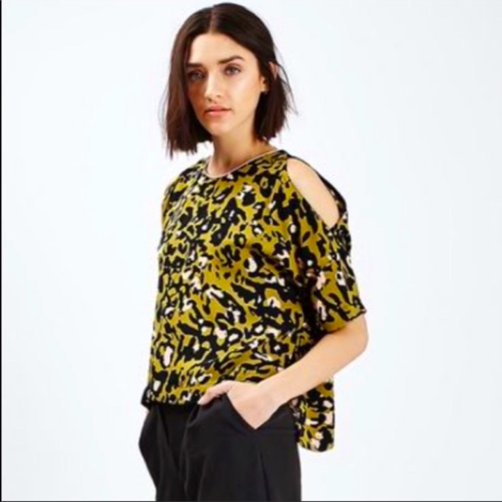Topshop leopard print cold shoulder top green black pink relaxed boxy fit size 4